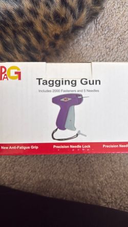 Tagging gun for clothing etc
