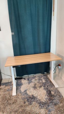 Adjustable Standing Office Desk