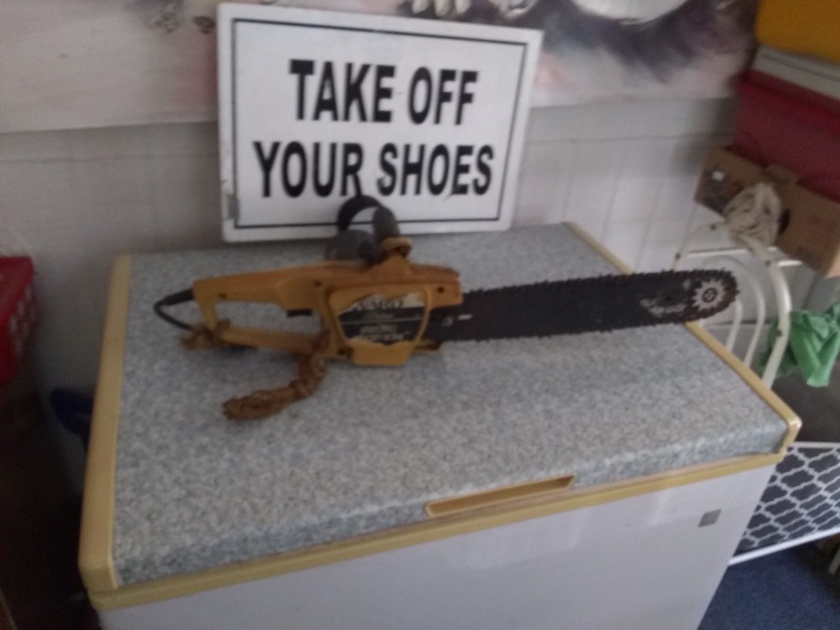 Electric chain saw