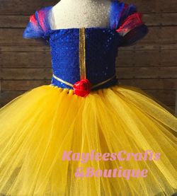 Snow White costume