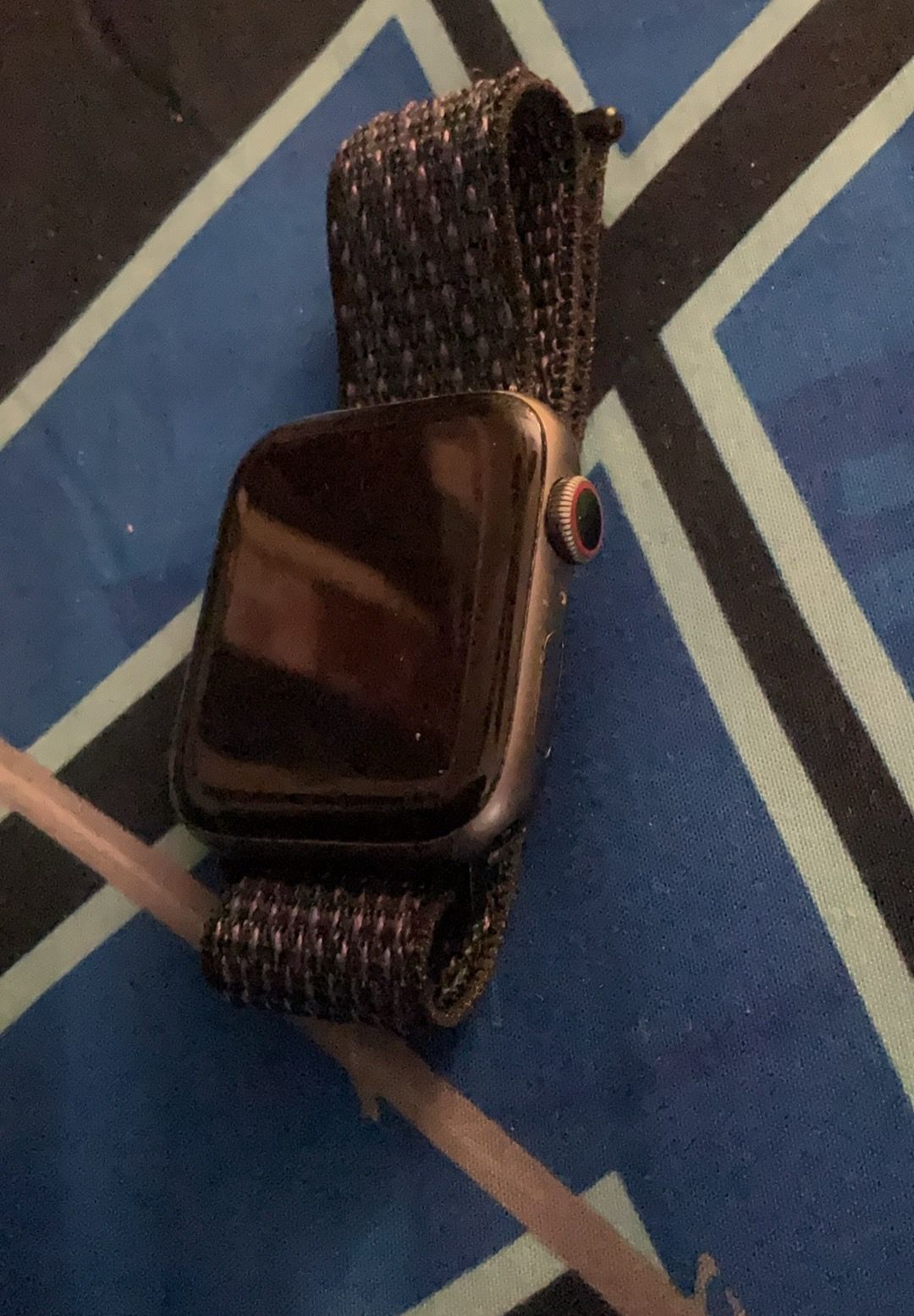 Locked series 6 Apple Watch
