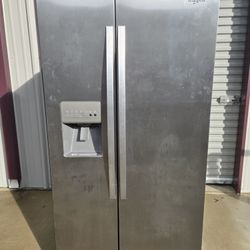 Whirlpool Refrigerator 