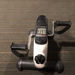 Leg Exerciser I