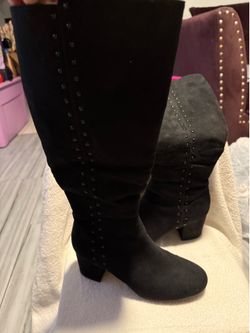 Black boots