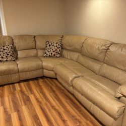 Leather Sofa 3 Piece With Recliner.