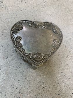Heart Jewelry Box 🩶