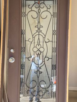 Se vende puerta para entrada principal
