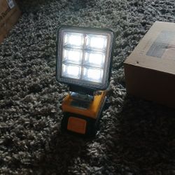 DeWalt Work Light (NO BATTERY)