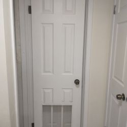 Wooden Door w/ Vent And  Knob 24" x 80" Freshly Painted