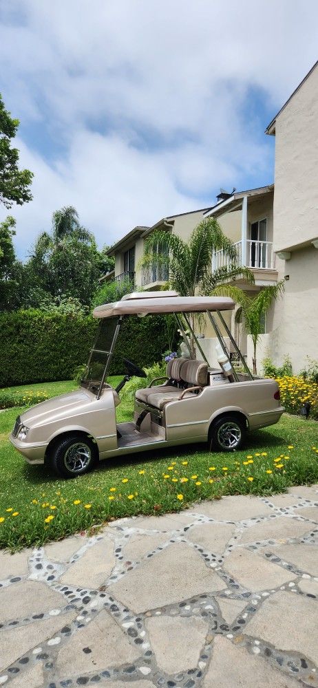 2001 Western Golf Cart Elegante Golf & Country By Western Golf Cart 42 Volt Trojan Batteries