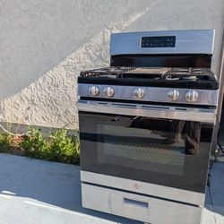 GE 30" Range Natural gas