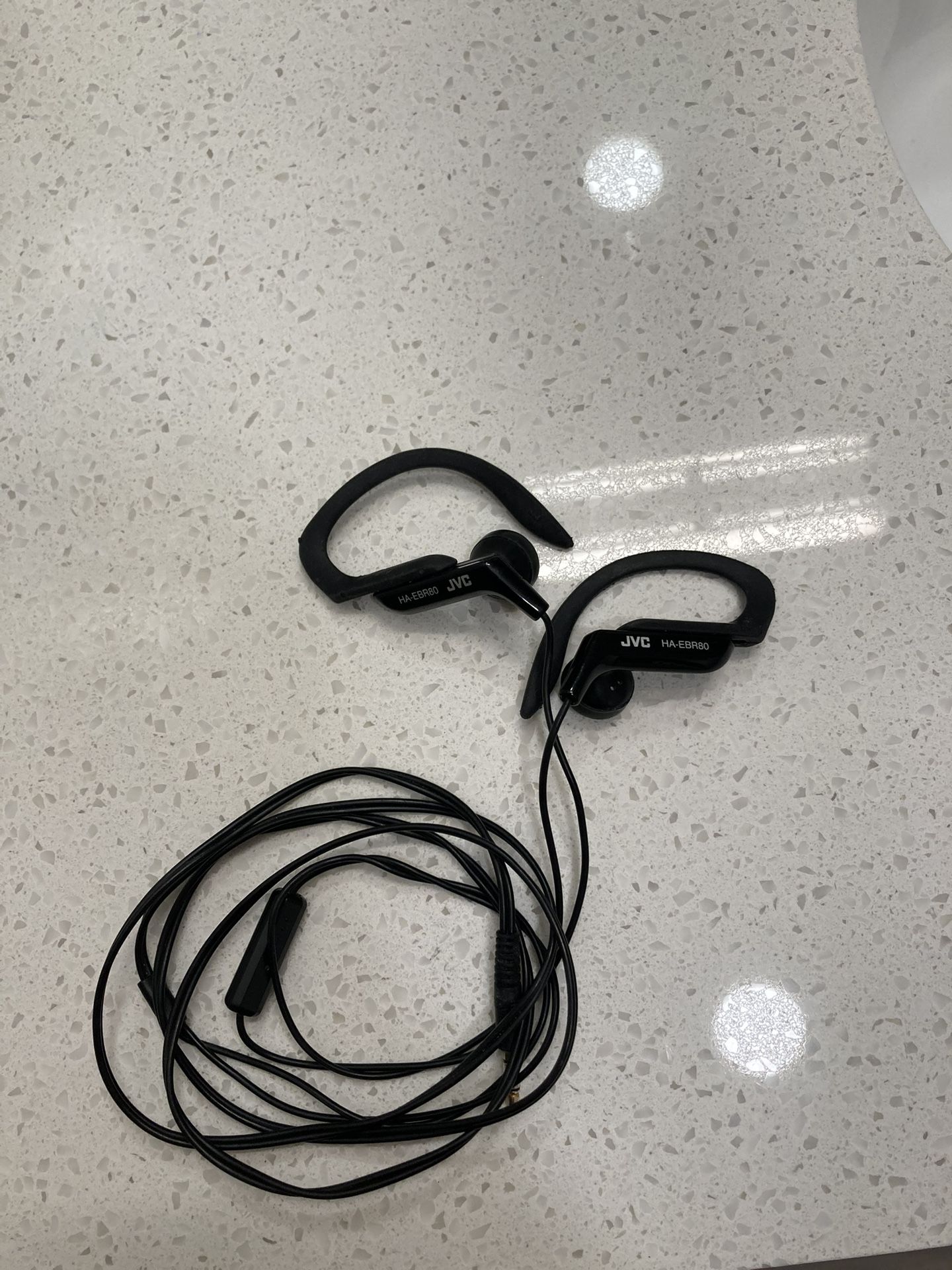JVC sport clip earbuds adjustable volume