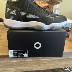 Jordan 11 IE low - Size 12.5