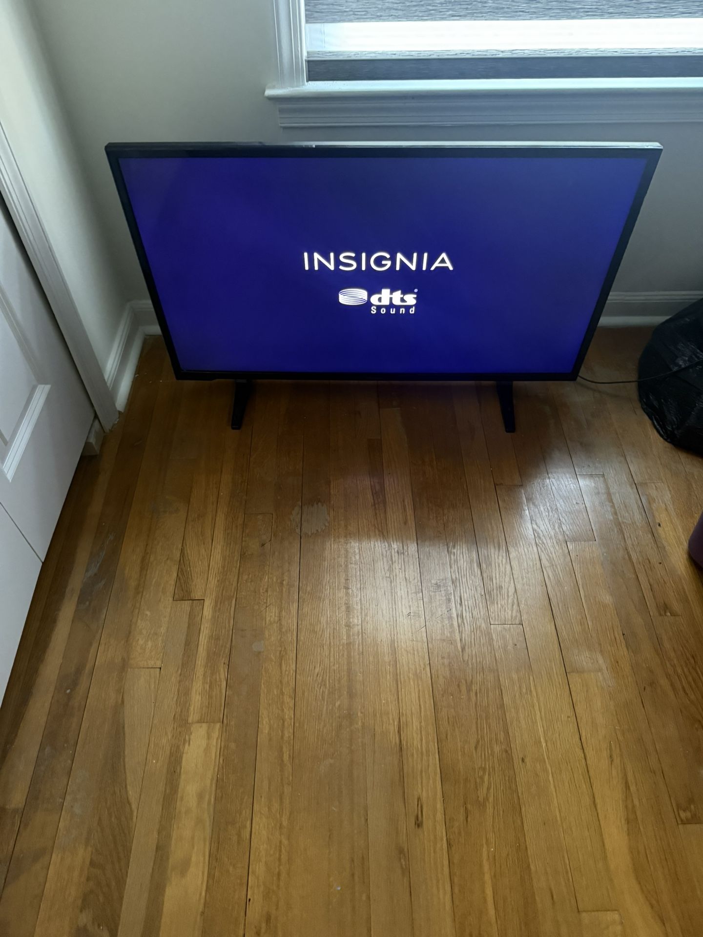 Insignia TV