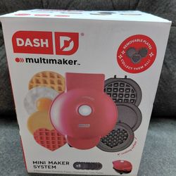 NEW! Mini Waffle Maker 
