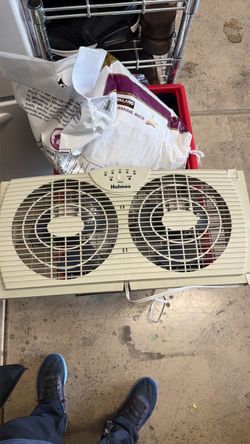Holmes 3 blades dual window fans x 2