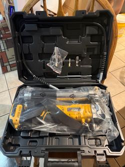 Electric Grease Gun Kit Compatible with DeWalt 20V Battery, 12000PSI Cordless Grease Gun, Dual Pistol & in-Line Grip, Grease Gun with 39" Hose & 4 Cou