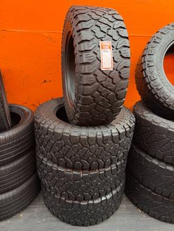 35x12.50R20 Kenda Klever R/T Full Set of 4 Tires