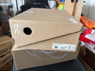 On x Kith K-Tech 2 mens Size 10.5 grain taiga