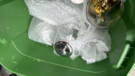 Tub w/ Glass Jars, 2 Gold Table, Small Black Pails