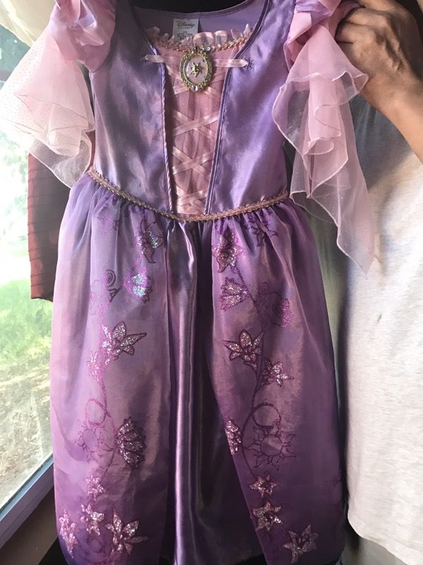 Rapunzel costume