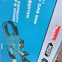 Makita
XGT 18 in. 40V max Brushless Electric Battery Chainsaw (Tool Only)
