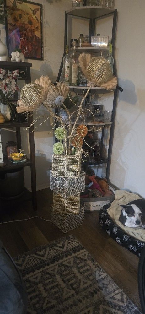 Floor Lamp Pastoral with Hand-Woven Flower Rattan LED Night Light - 10.83” W x 51.18” H