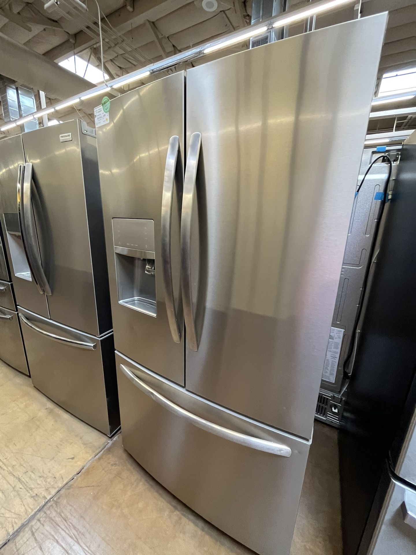 shops outlet Frigidaire 18cu top ft & Frigidaire bottom Stainless in