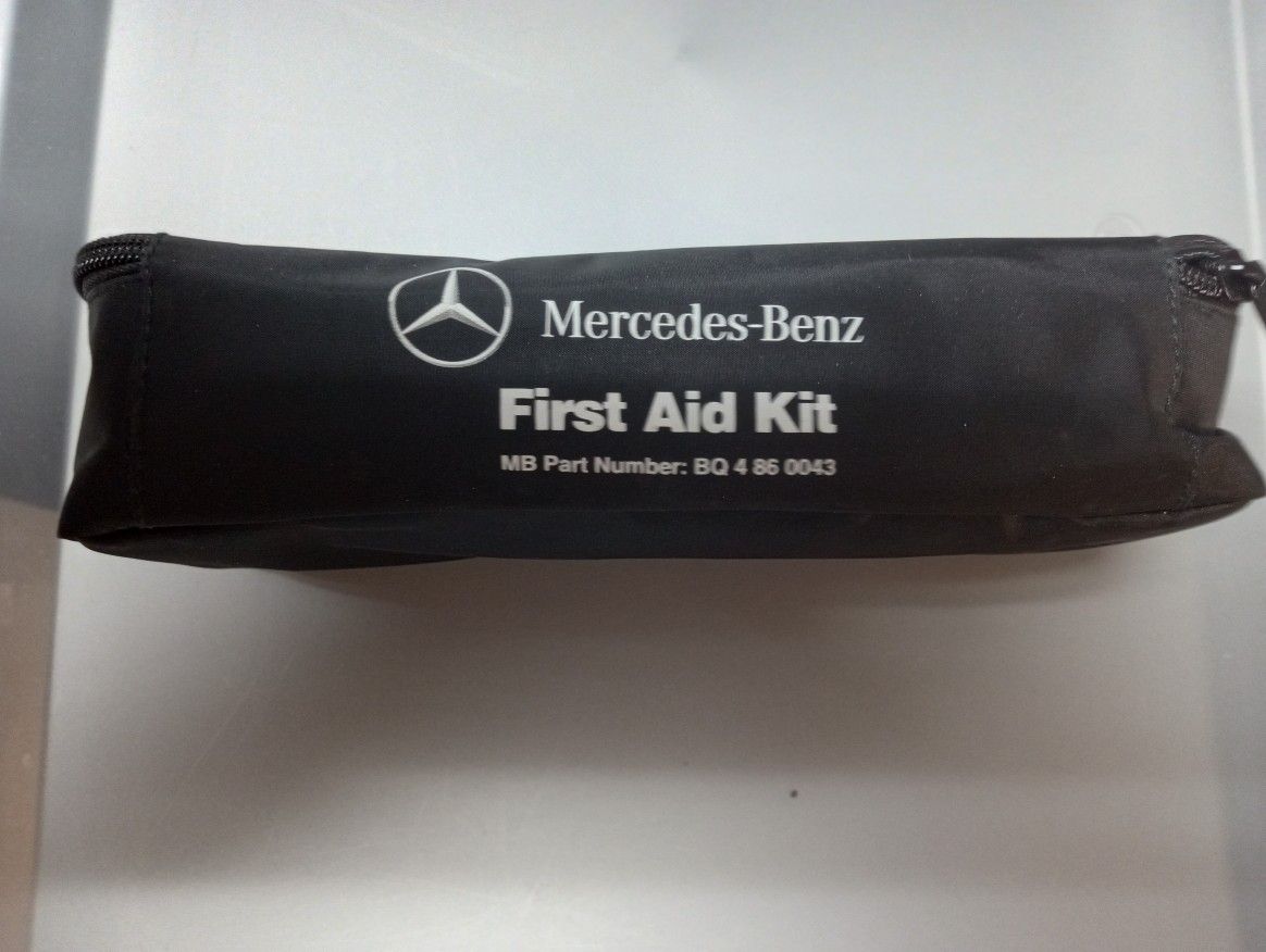 MERCEDES BENZ FIRST AID KIT