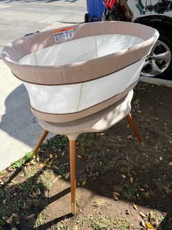 New born baby cradle
