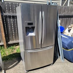 Samsung RF267 Series 26 cu.ft Refrigerator 