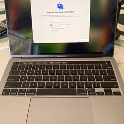 Apple laptop