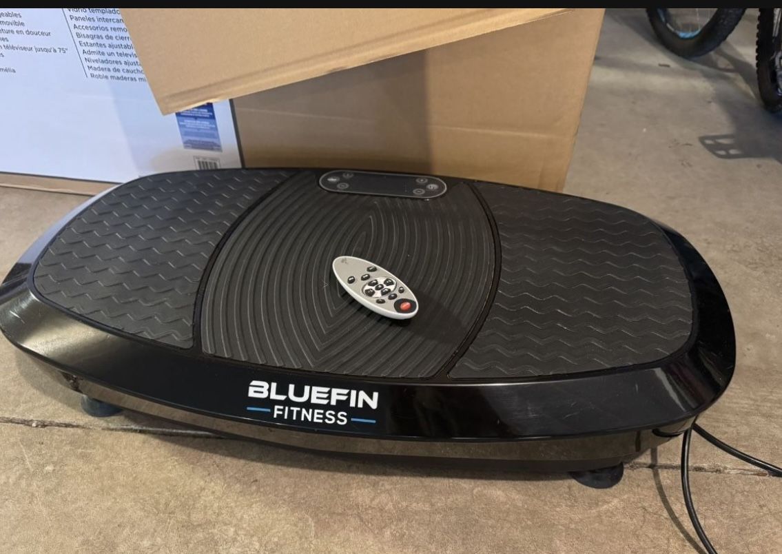 Bluefin Fitness Vibration Plate β Exercise Equipment with Remote