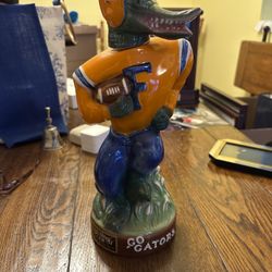 Ezra Brooks 1973 Florida Gators Liquor Bottle Decanter Orange Blue