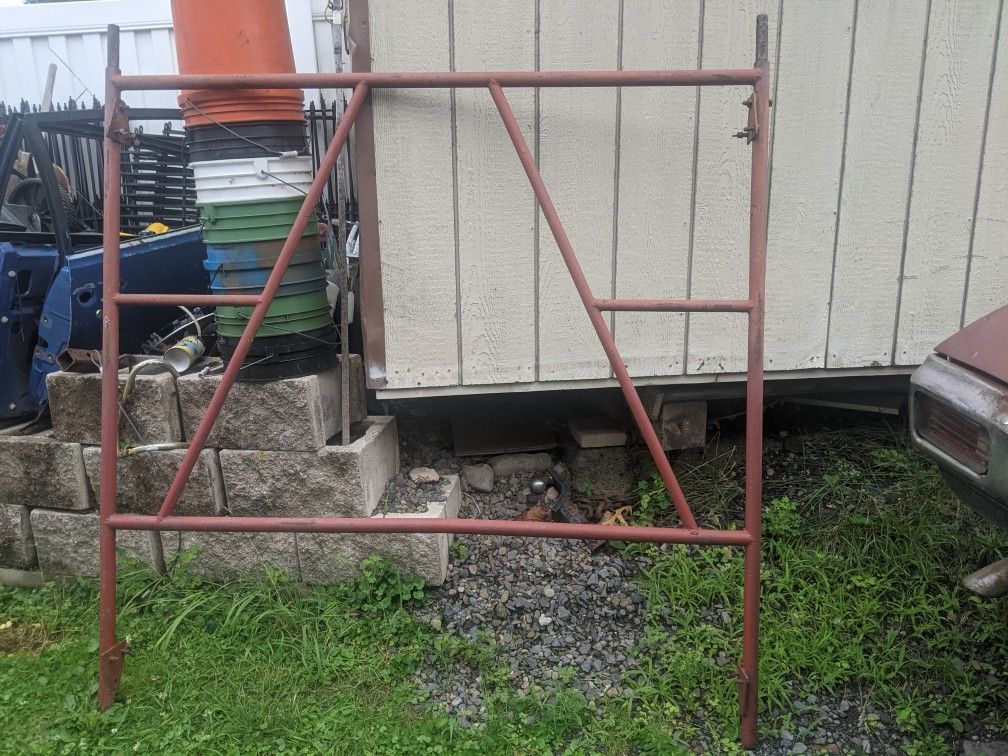 Scaffolding One Section