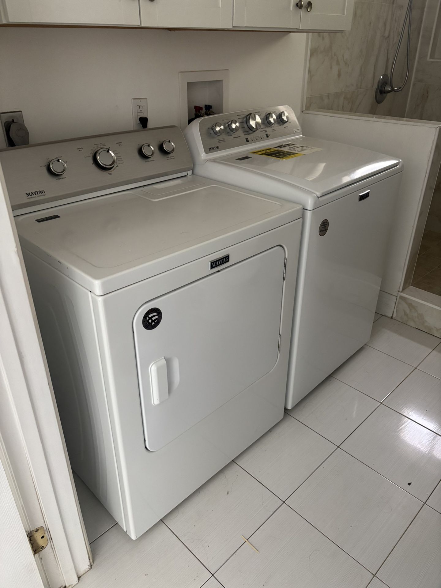 Washer & Dryer Set