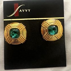 Savvy By Swarovski Green And Gold Plated Vintage Earrings 