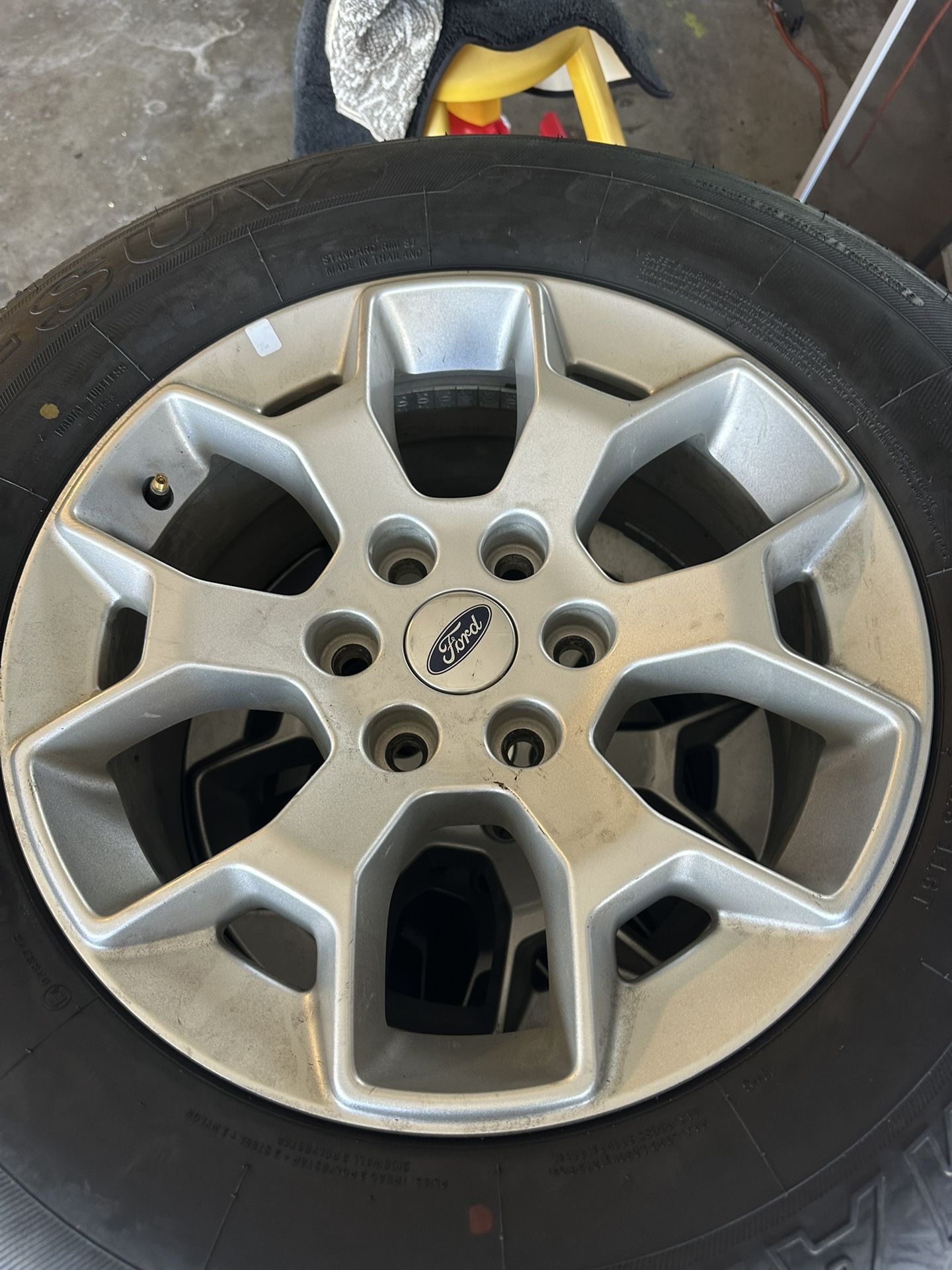 FORD 6Lug Wheels/Tires