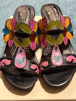 L’Artiste Women’s Black Sandal (size 38)