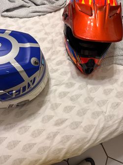 Dirt-bike helmet