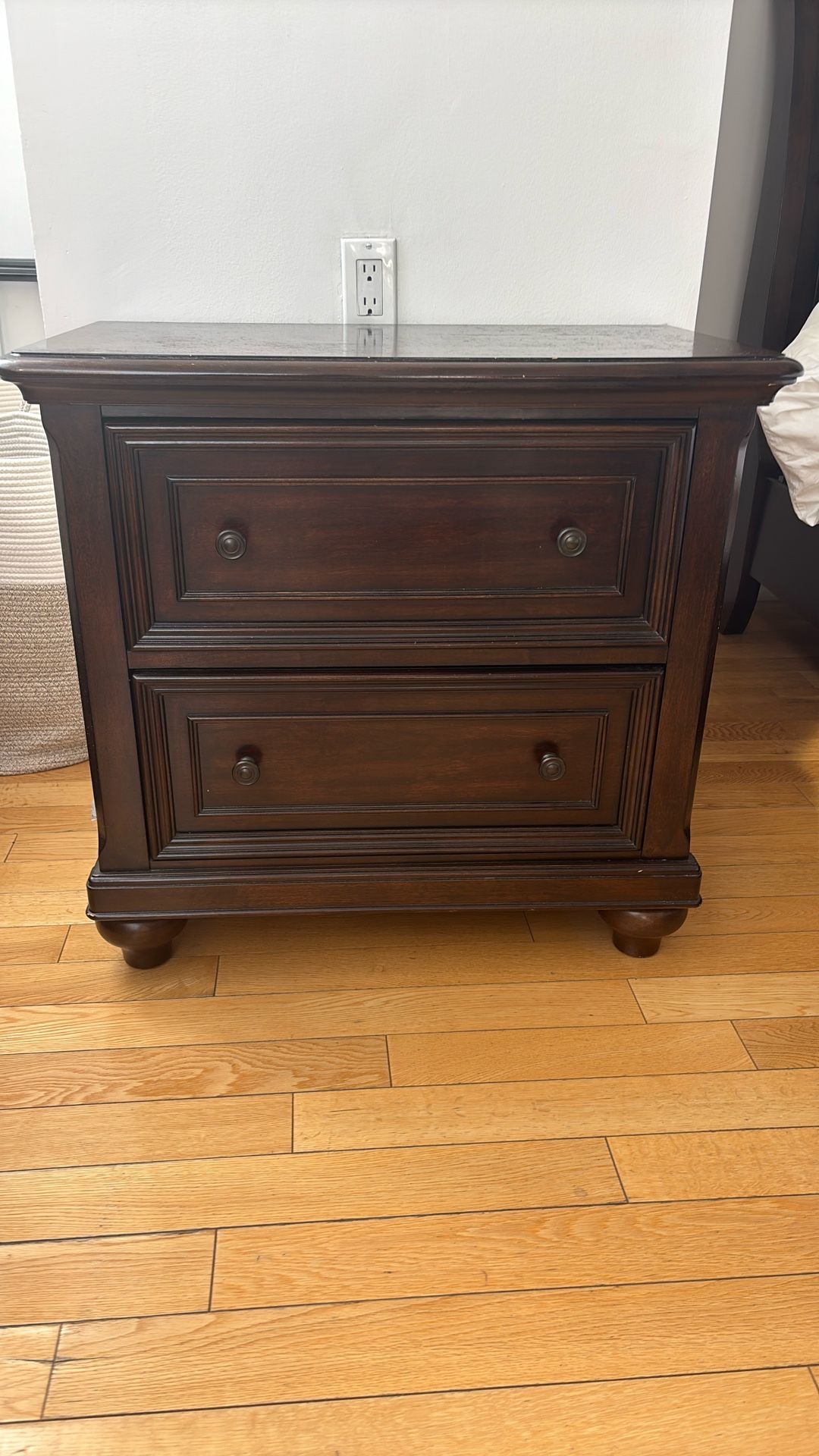 End table