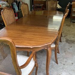 dining Room Table And Chairs