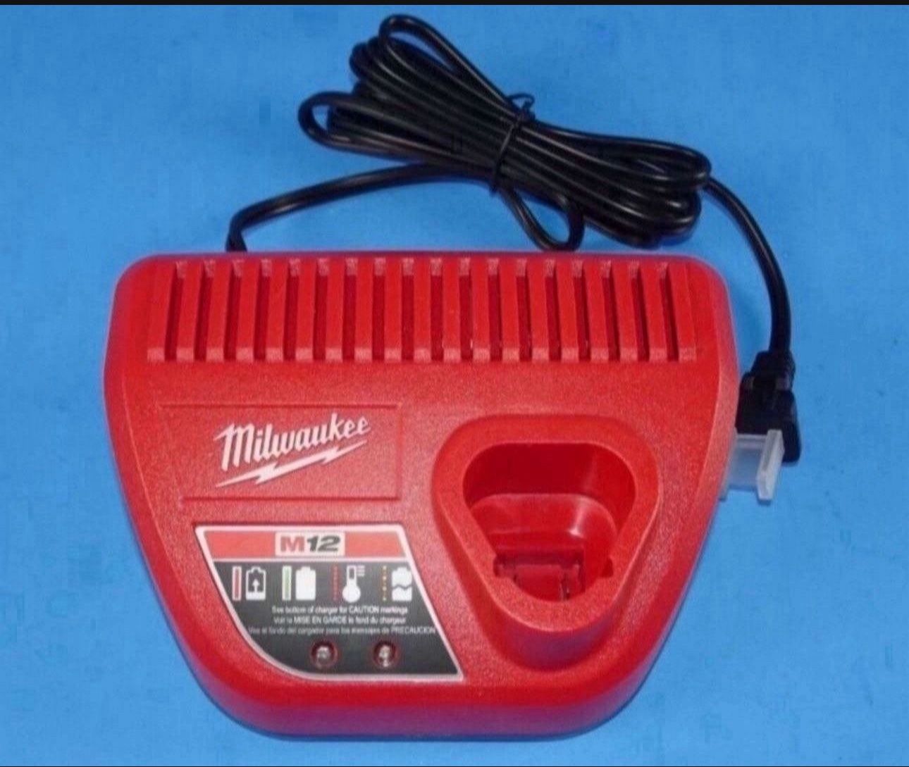 New Milwaukee M12 Lithium Ion 12 Volt Battery Charger 48-59-2401 S87