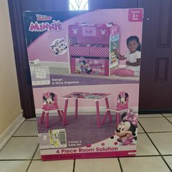 Minnie Mouse 4-piece Furniture Set