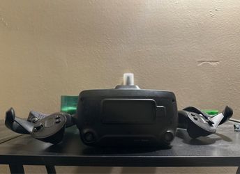 Valve Index VR Headset with Controllers