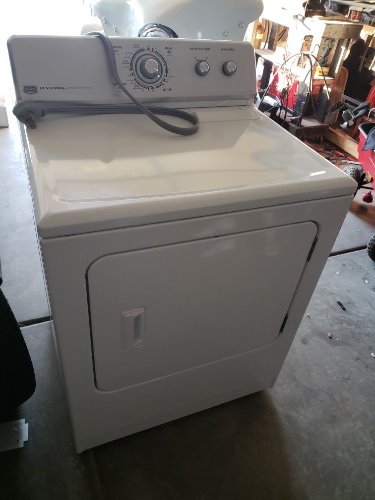 Maytag electric dryer DWSR ELE 2406026 FM54