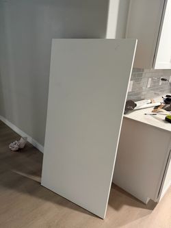 IKEA LAGKAPTEN White Tabletop with 4 legs