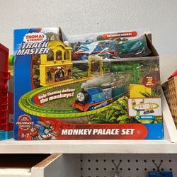 Thomas And Friends Monkey Palace Train