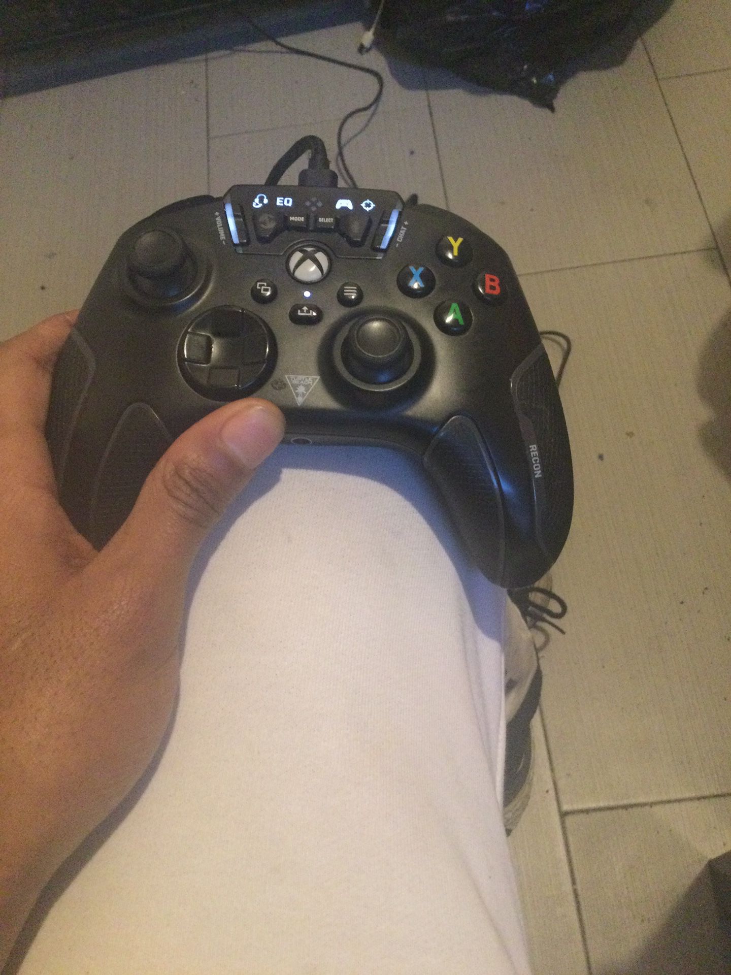 Selling Xbox Turtle Beach Controller