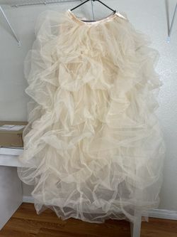 Tulle Skirt (adds volume to a dress)